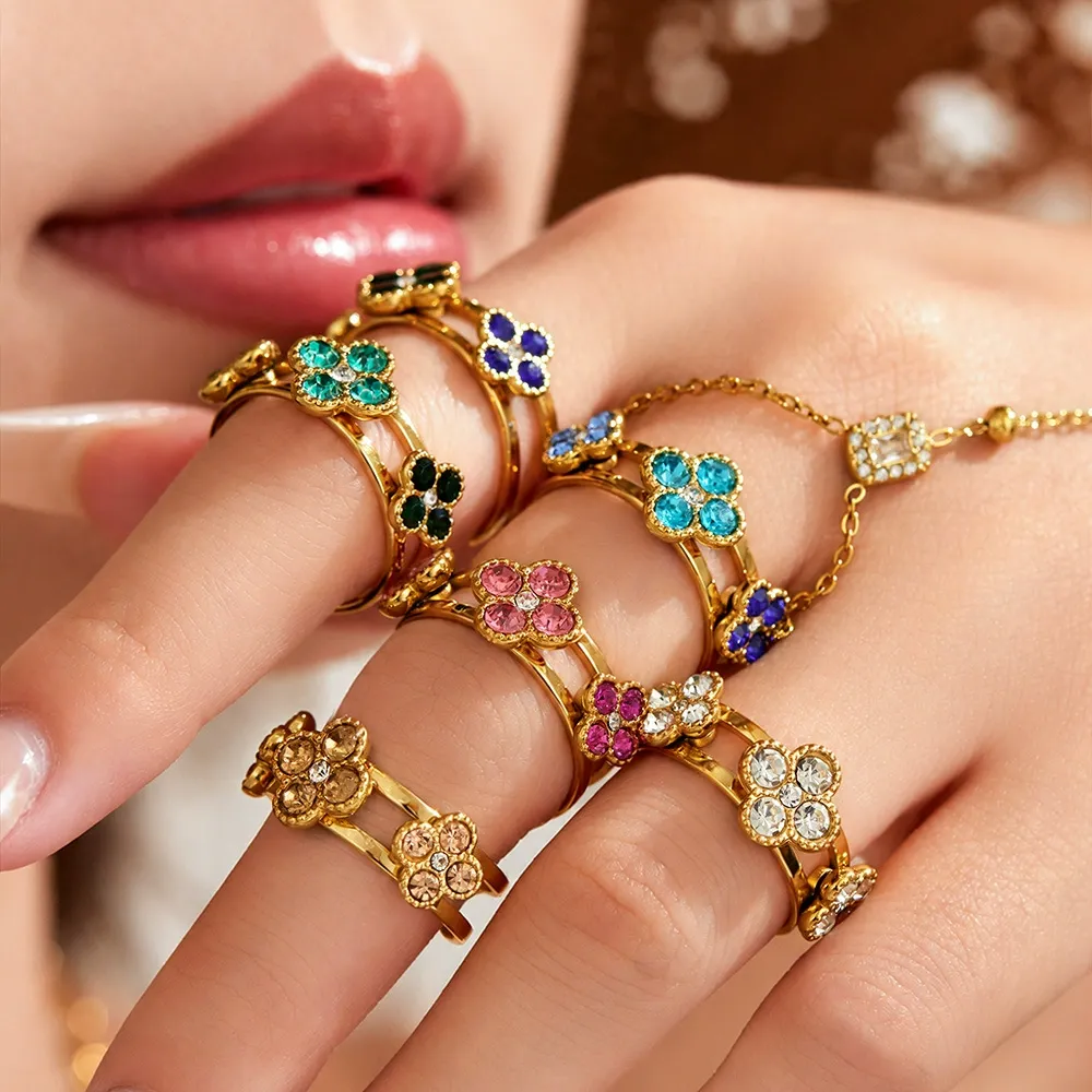 Luxury Four-Leaf Clover Cubic Zirconia Ring-A118