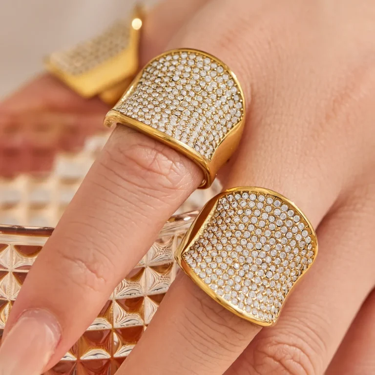 Glamorous Oversized Rhinestone & CZ Statement Ring-A136