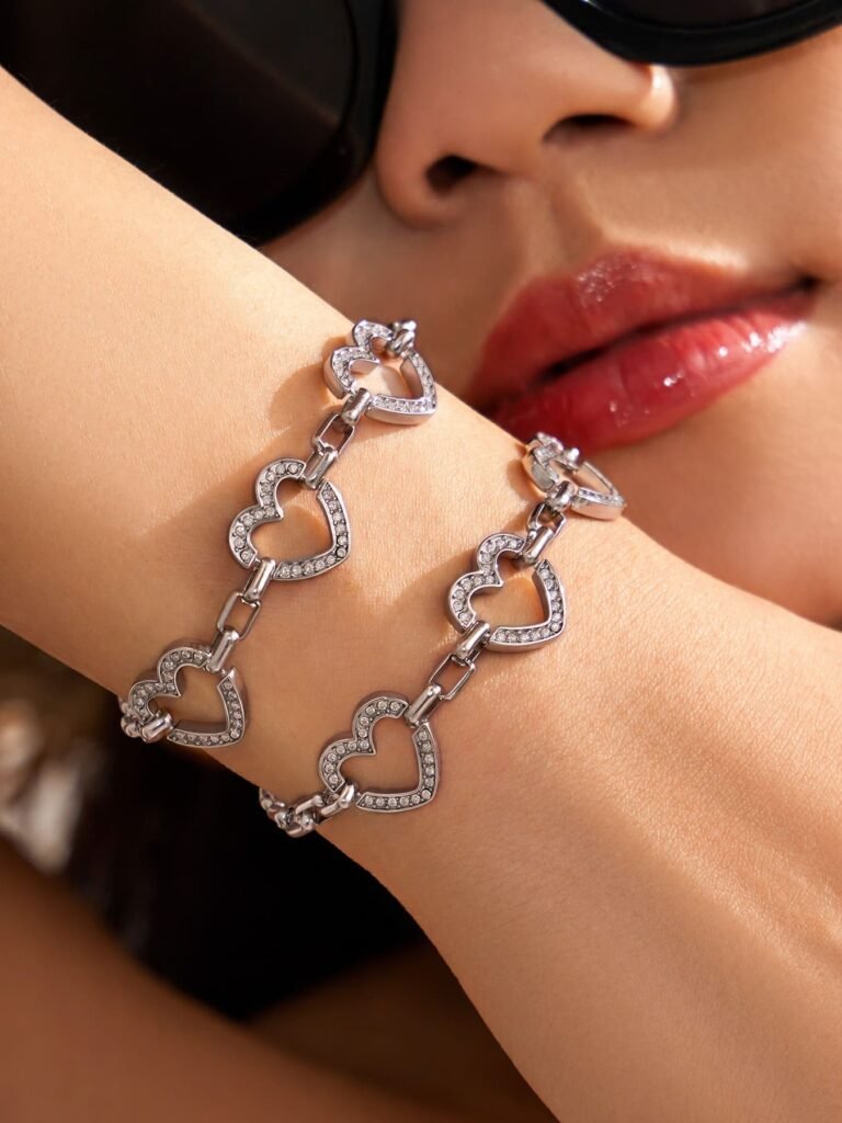 Sparkling CZ Heart Charm Bracelet--E405