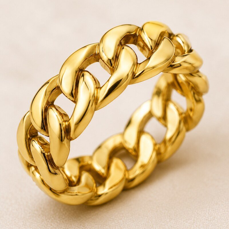 Unisex Gold Cuban Link Ring - detail view