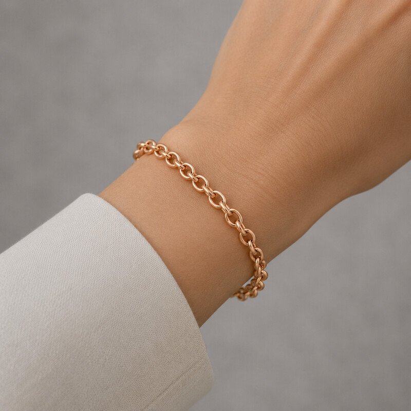 rose gold cable chain bracelet on wrist