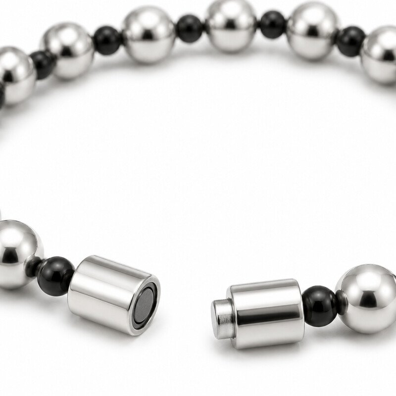Beaded stainless steel bracelet magnetic clasp detail