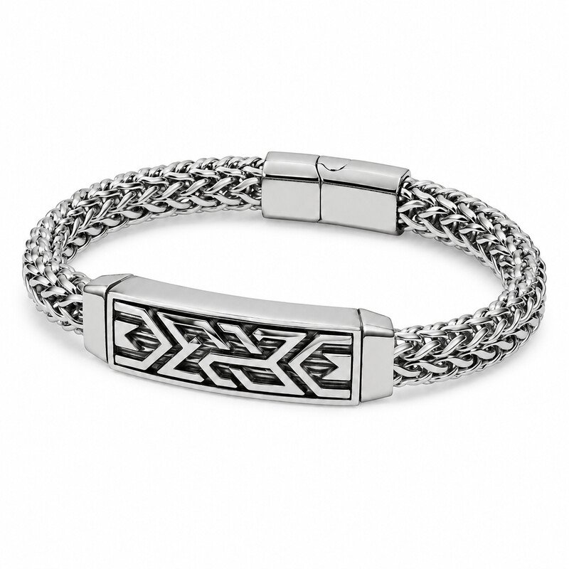 Viking bracelet 45 degree view