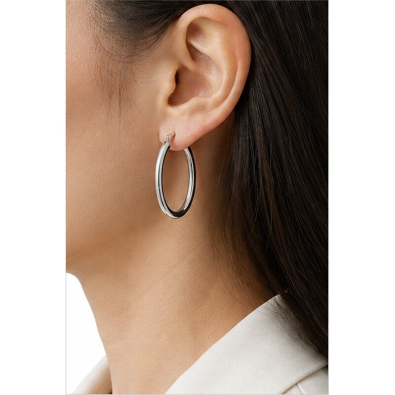 stainless steel oval hoop earrings - model view