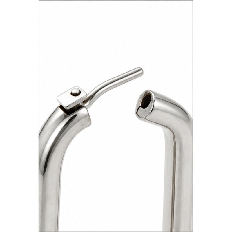 stainless steel square hoop earrings - detail view