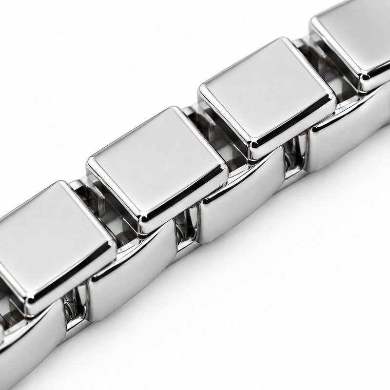 Polished square link construction detail of a stainless steel box chain