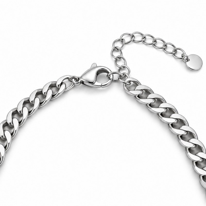 Silver Stainless Steel curb chain reverse links, clasp and extender construction detail
